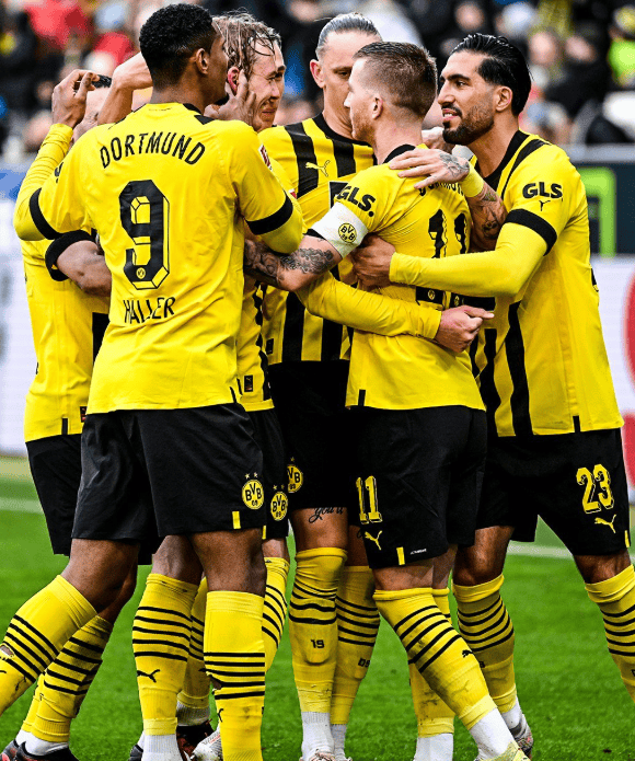 爱游戏-西甲倒计时,多特蒙德清晨战术微调,细节引发关注,质疑声仍在,更衣室氛围转暖的简单介绍-爱游戏