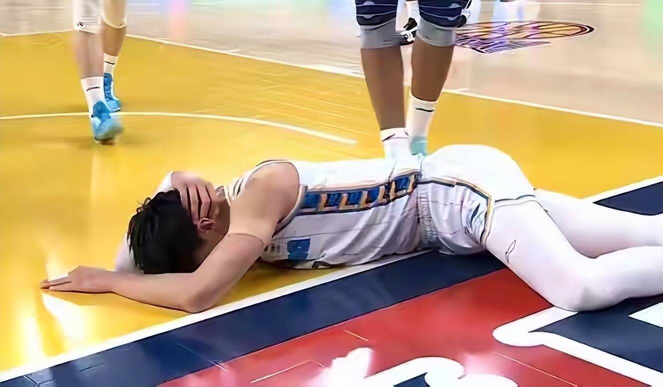 爱游戏登录入口-山东男篮赛前伤情更新,志在法甲名次提升,气氛紧张,纪律约束更严格的简单介绍-爱游戏登录入口